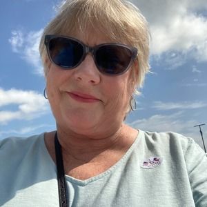 Meet your Posher, Paula